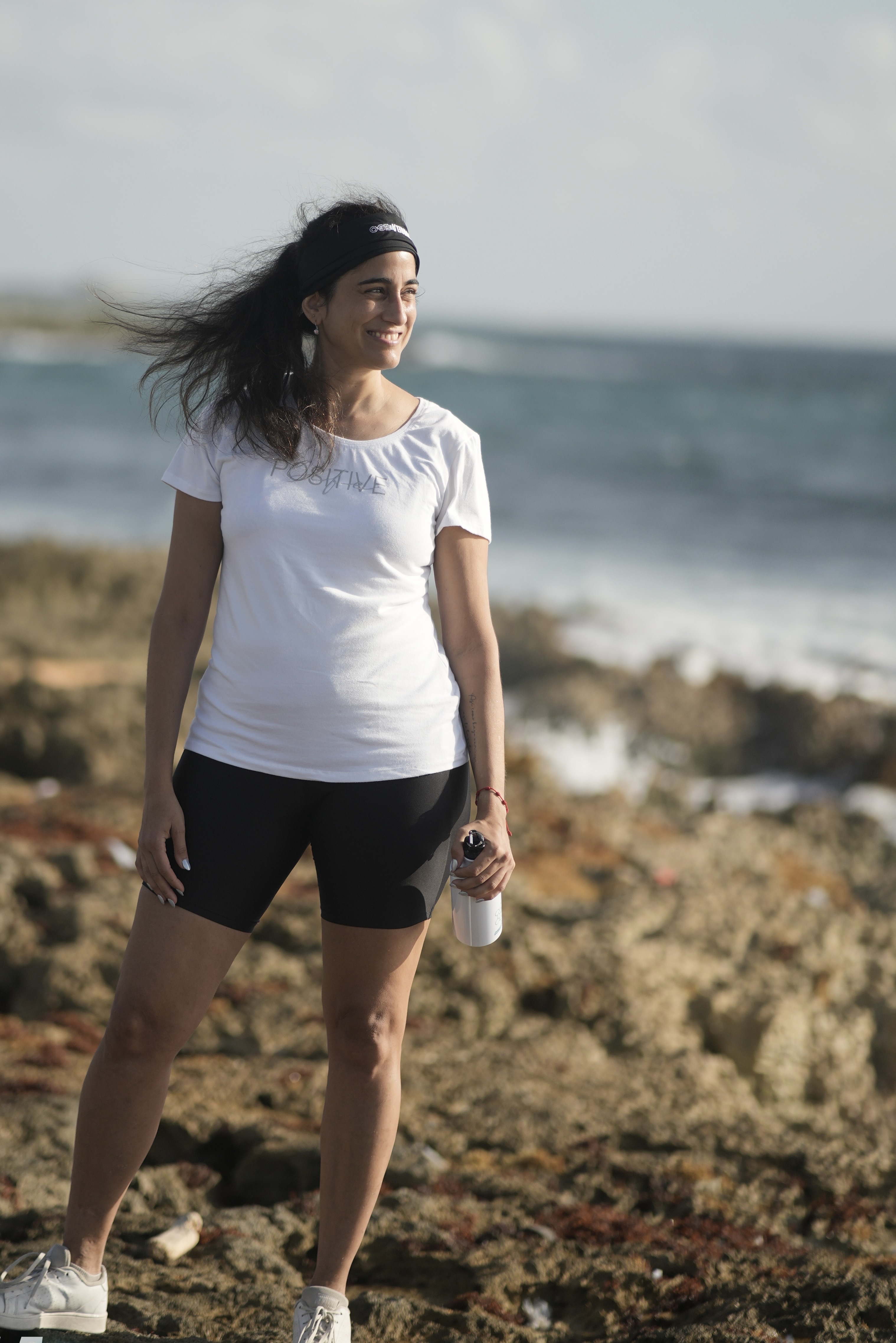 Belu en la playa - Medicina Consciente